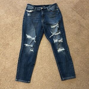 Judy Blue Boyfriend Distressed Jeans